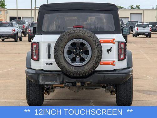 Oxford White 2022 Ford Bronco Badlands