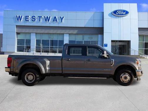 2022 Ford F-350 Lariat