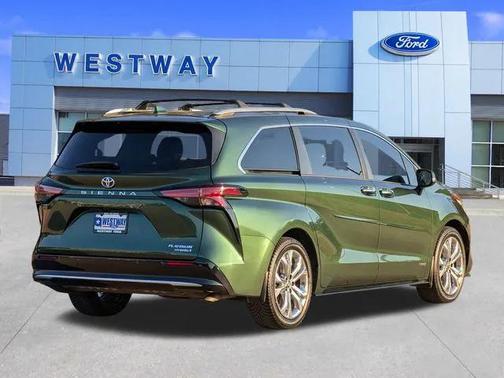 2021 Toyota Sienna Platinum 7 Passenger