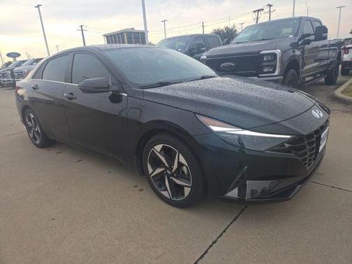 2023 Hyundai ELANTRA Limited
