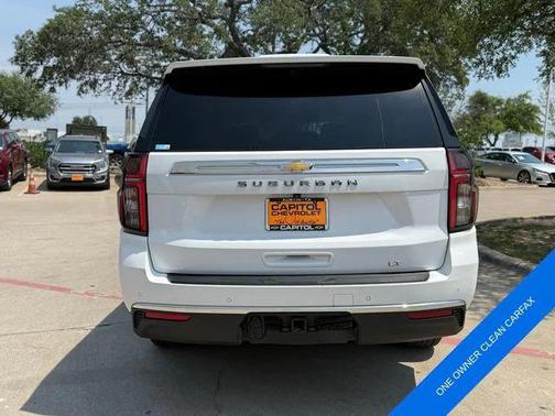 2023 Chevrolet Suburban LT