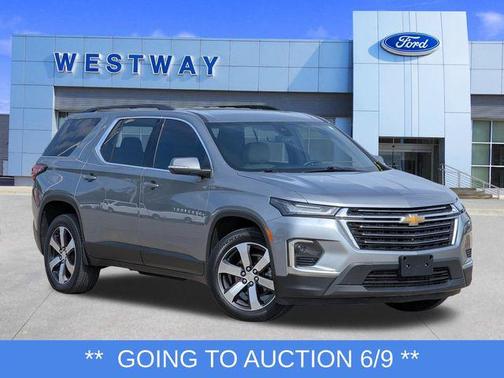 Sterling Gray 2023 Chevrolet Traverse LT Leather