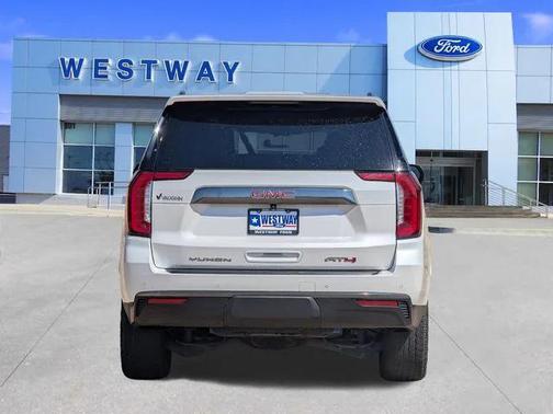 2023 GMC Yukon 4WD AT4