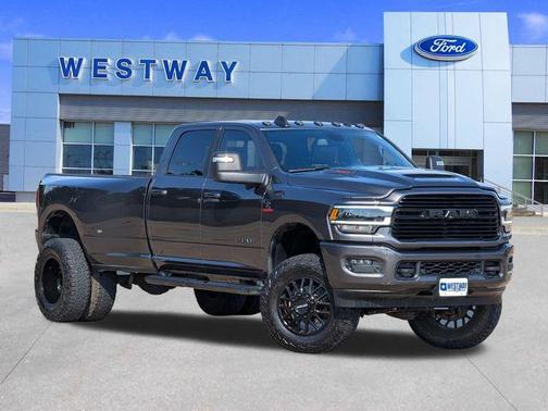 Granite Crystal Metallic Clearcoat 2024 RAM 3500 Laramie Crew Cab 4x4 8' Box