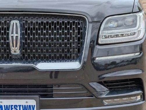 Infinite Black 2020 Lincoln Navigator Reserve