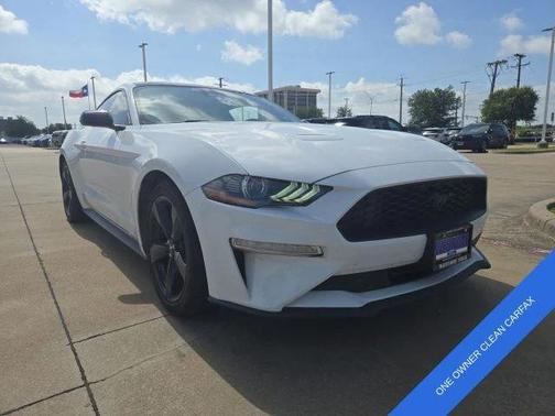 2022 Ford Mustang EcoBoost