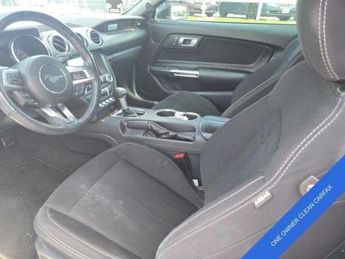 2022 Ford Mustang EcoBoost