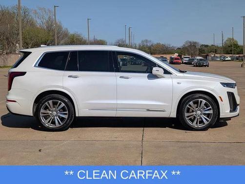 2023 Cadillac XT6 Premium Luxury FWD