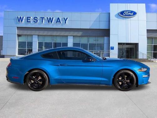2021 Ford Mustang EcoBoost