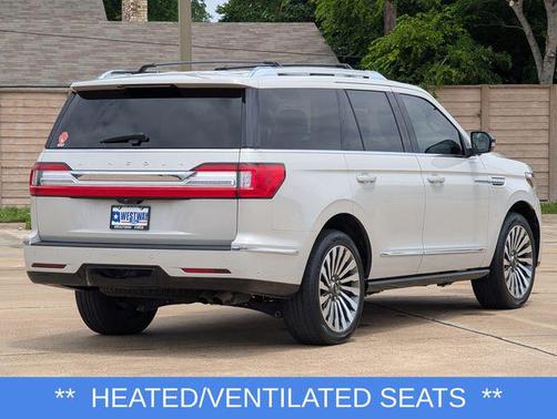 Ceramic Pearl 2021 Lincoln Navigator Reserve