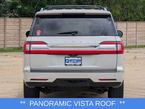 Ceramic Pearl 2021 Lincoln Navigator Reserve