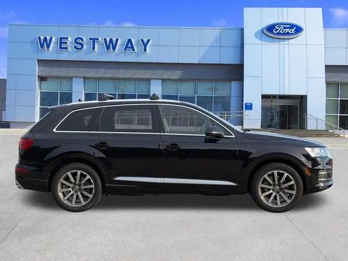 2019 Audi Q7 45 Premium Plus