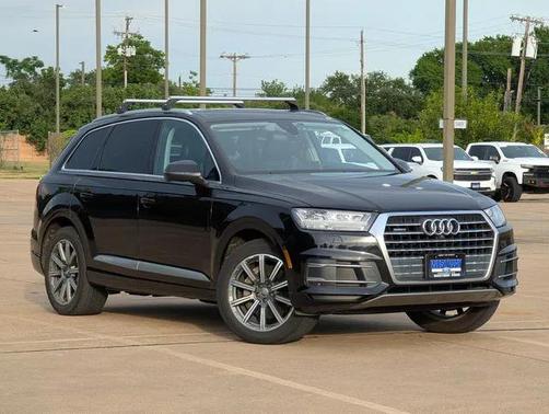 2019 Audi Q7 45 Premium Plus