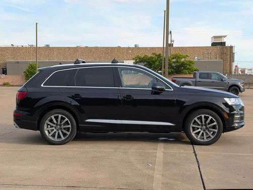 2019 Audi Q7 45 Premium Plus