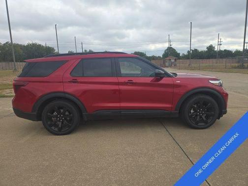 2024 Ford Explorer ST-Line