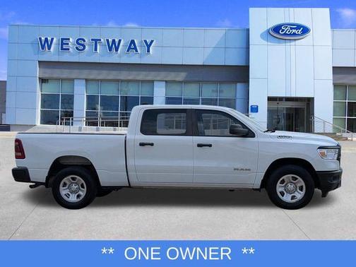 Bright White Clearcoat 2022 RAM 1500 Tradesman