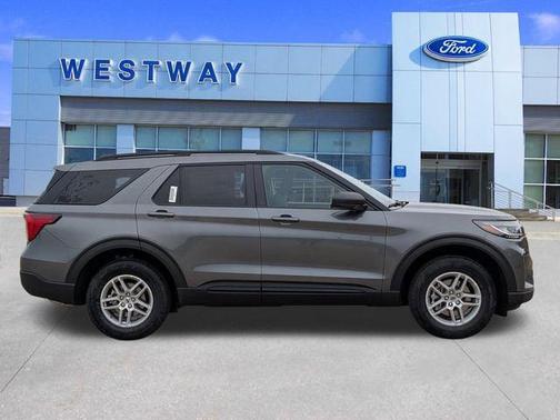 Carbonized Gray Metallic 2026 Ford Explorer Active