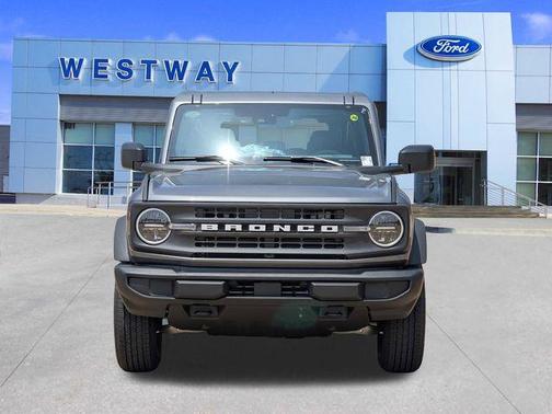 Carbonized Gray Metallic 2026 Ford Bronco Base