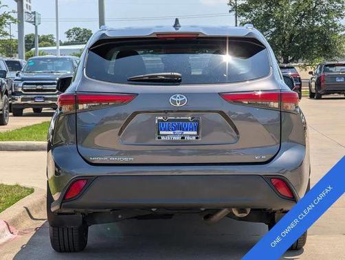 2021 Toyota Highlander XLE