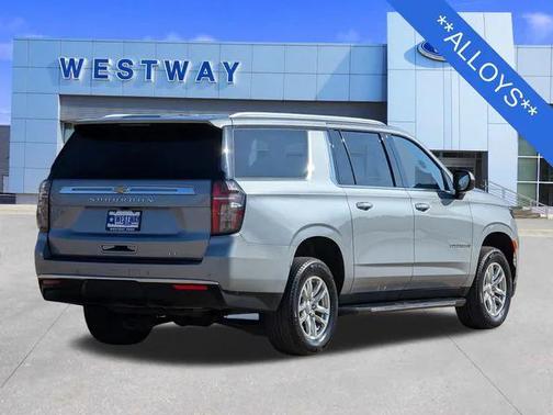 2024 Chevrolet Suburban LT