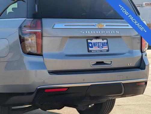 2024 Chevrolet Suburban LT