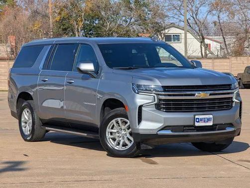 2024 Chevrolet Suburban LT