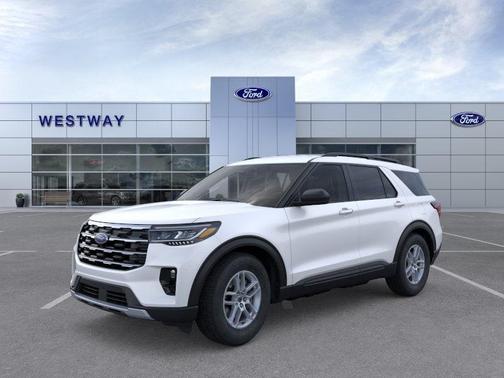Star White Metallic Tri-Coat 2026 Ford Explorer Active