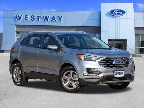 Iconic Silver Metallic 2022 Ford Edge SEL