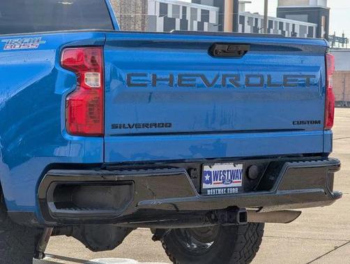 2023 Chevrolet Silverado 1500 Custom Trail Boss