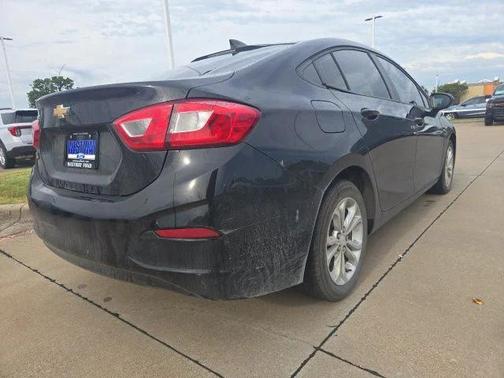 2019 Chevrolet Cruze LS
