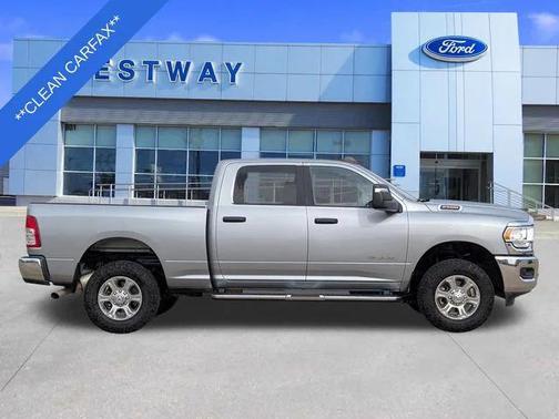 2023 RAM 2500 Big Horn Crew Cab 4x4 6'4' Box