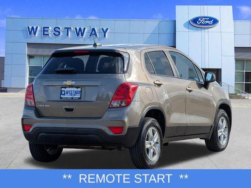 Stone Gray Metallic 2022 Chevrolet Trax LS