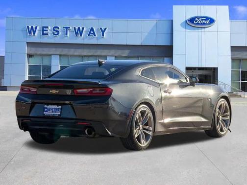 2017 Chevrolet Camaro 2LT