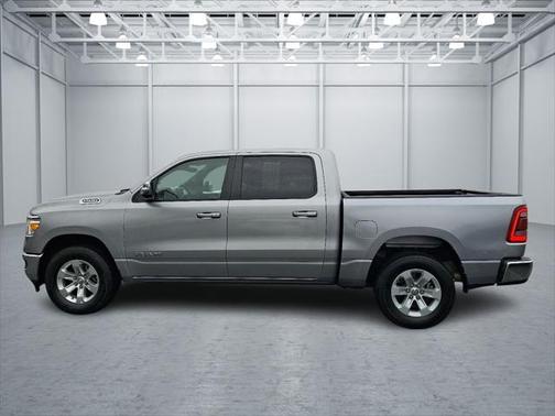 2024 RAM 1500 Laramie Crew Cab 4x4 57' Box
