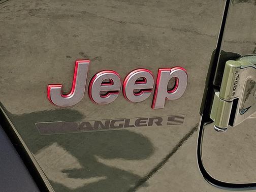 Sarge Green Clearcoat 2024 Jeep Wrangler Rubicon