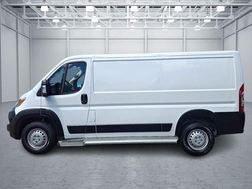 Bright White Clearcoat 2025 RAM ProMaster 2500 Tradesman