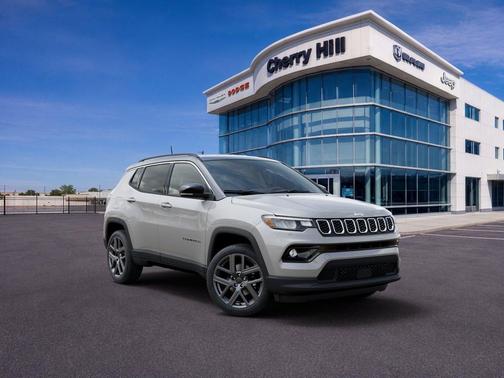 Silver Zynith Metallic Clearcoat 2026 Jeep Compass Limited