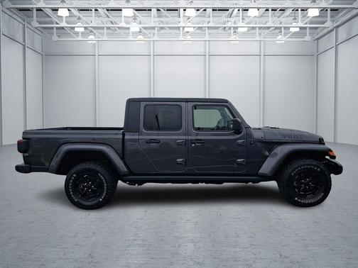 Granite Crystal Metallic Clearcoat 2022 Jeep Gladiator Willys 4x4