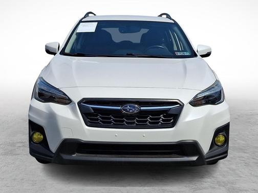 Crystal White Pearl 2018 Subaru Crosstrek 2.0i Limited