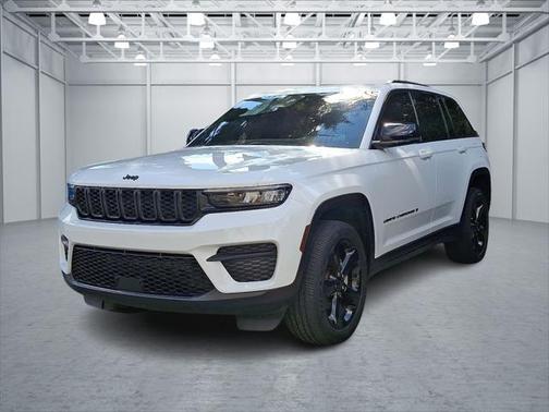 2023 Jeep Grand Cherokee Altitude 4x4