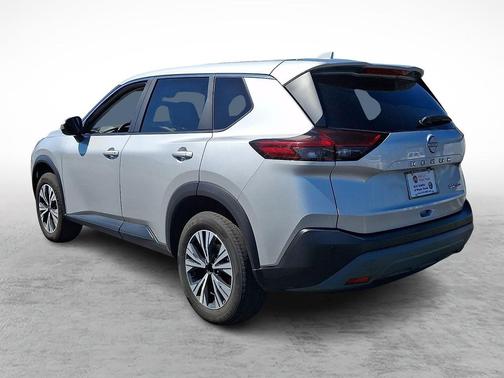 Brilliant Silver Metallic 2023 Nissan Rogue SV