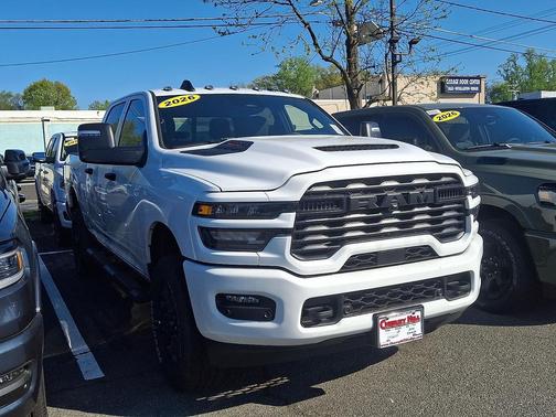 Bright White Clearcoat 2026 RAM 2500 Black Express Crew Cab 4x4 6'4' Box