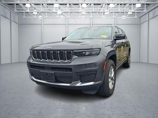 2021 Jeep Grand Cherokee L Laredo 4x4