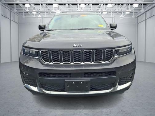 2021 Jeep Grand Cherokee L Laredo 4x4