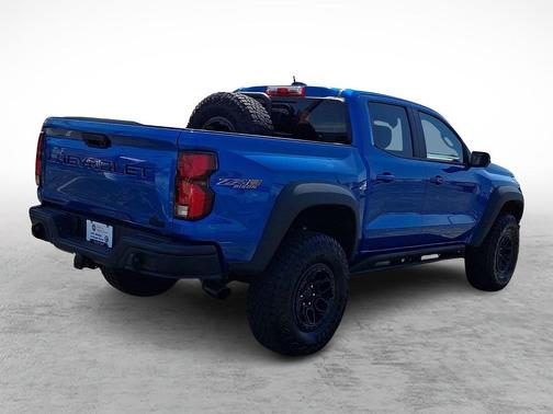 Glacier Blue Metallic 2024 Chevrolet Colorado ZR2
