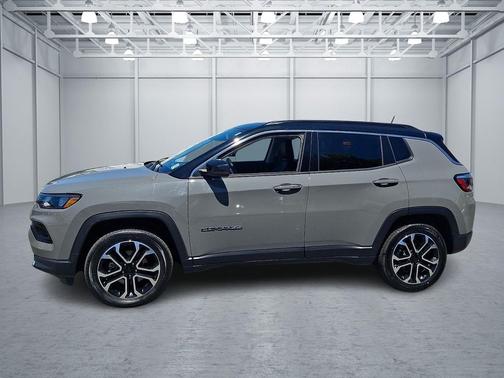 Sting-Gray Clearcoat 2022 Jeep Compass Limited