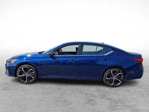 Deep Blue Pearl 2024 Nissan Altima SR FWD