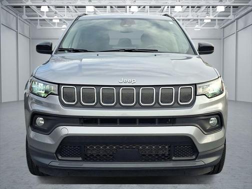 2022 Jeep Compass Latitude Lux 4x4