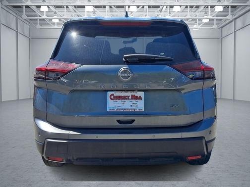 Gun Metallic 2024 Nissan Rogue SV