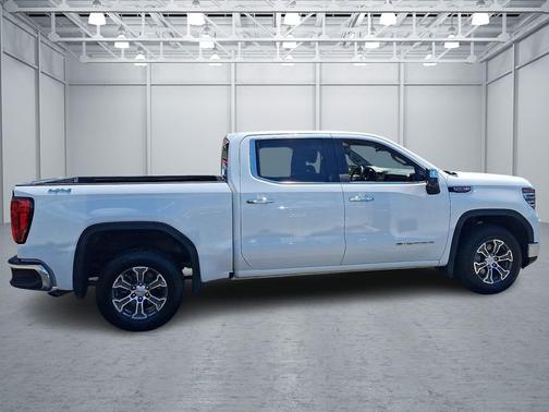 Summit White 2024 GMC Sierra 1500 SLT